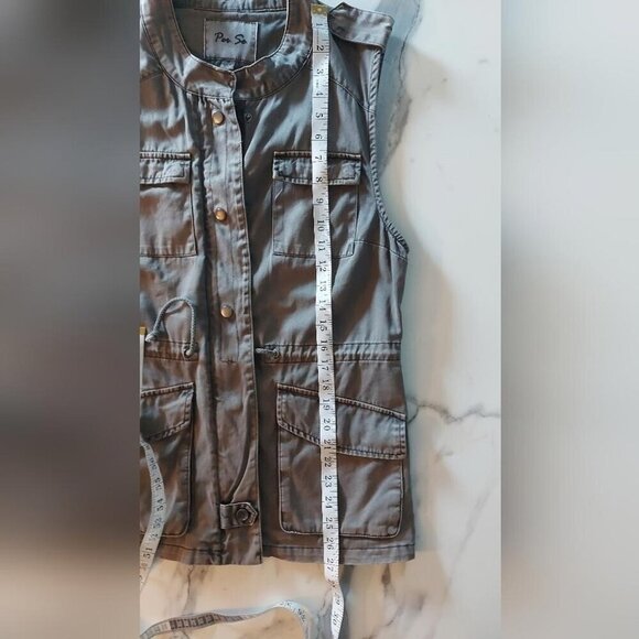 Utility Cargo Vest Military Inspired Streetwear Layering Piece Edgy Streetwear - Picture 7 of 11